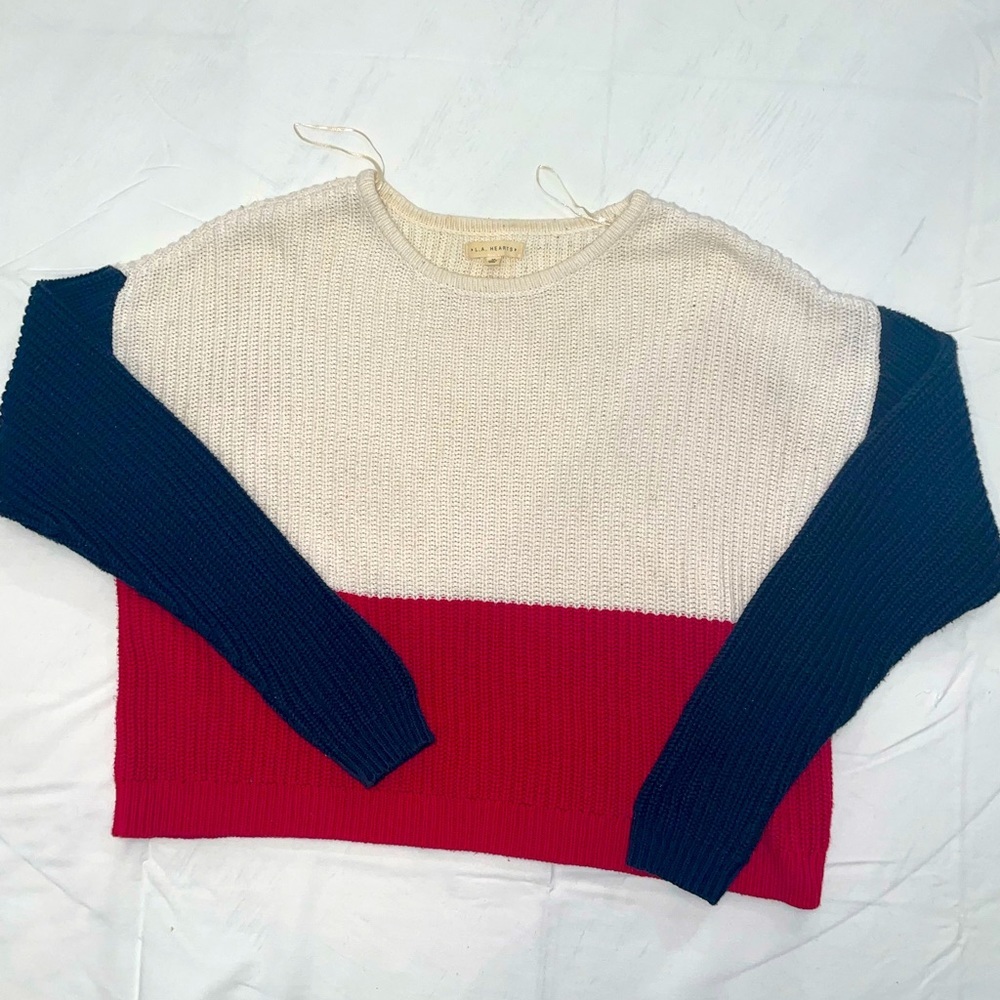 LA Hearts Sweater - Picture 3 of 6